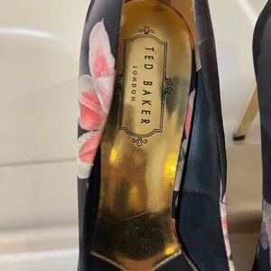 Ted Baker Women’s heels size 38